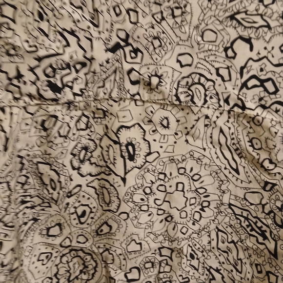 CABI Button down top - Picture 10 of 11